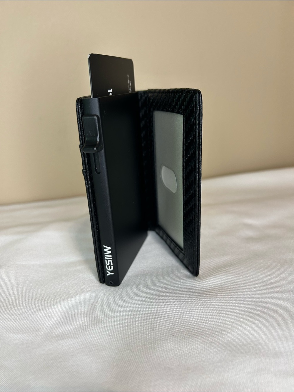 Slim Black Carbon Fiber Card Wallet